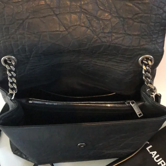 🤍TIMELESS Beautiful YSL Bag🤍 - Picture 6 of 16